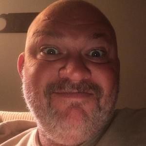 Meet your Posher, Troy